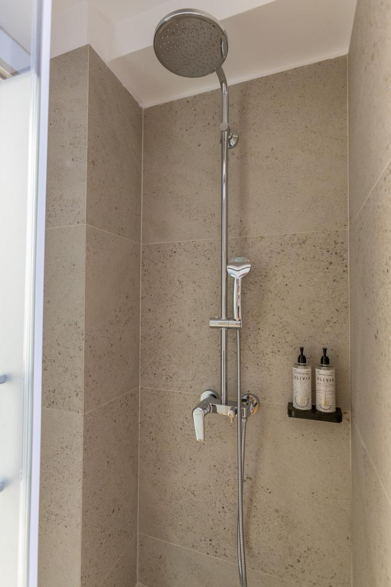 Aethir Urban Stay By Raise Aten Exteriör bild